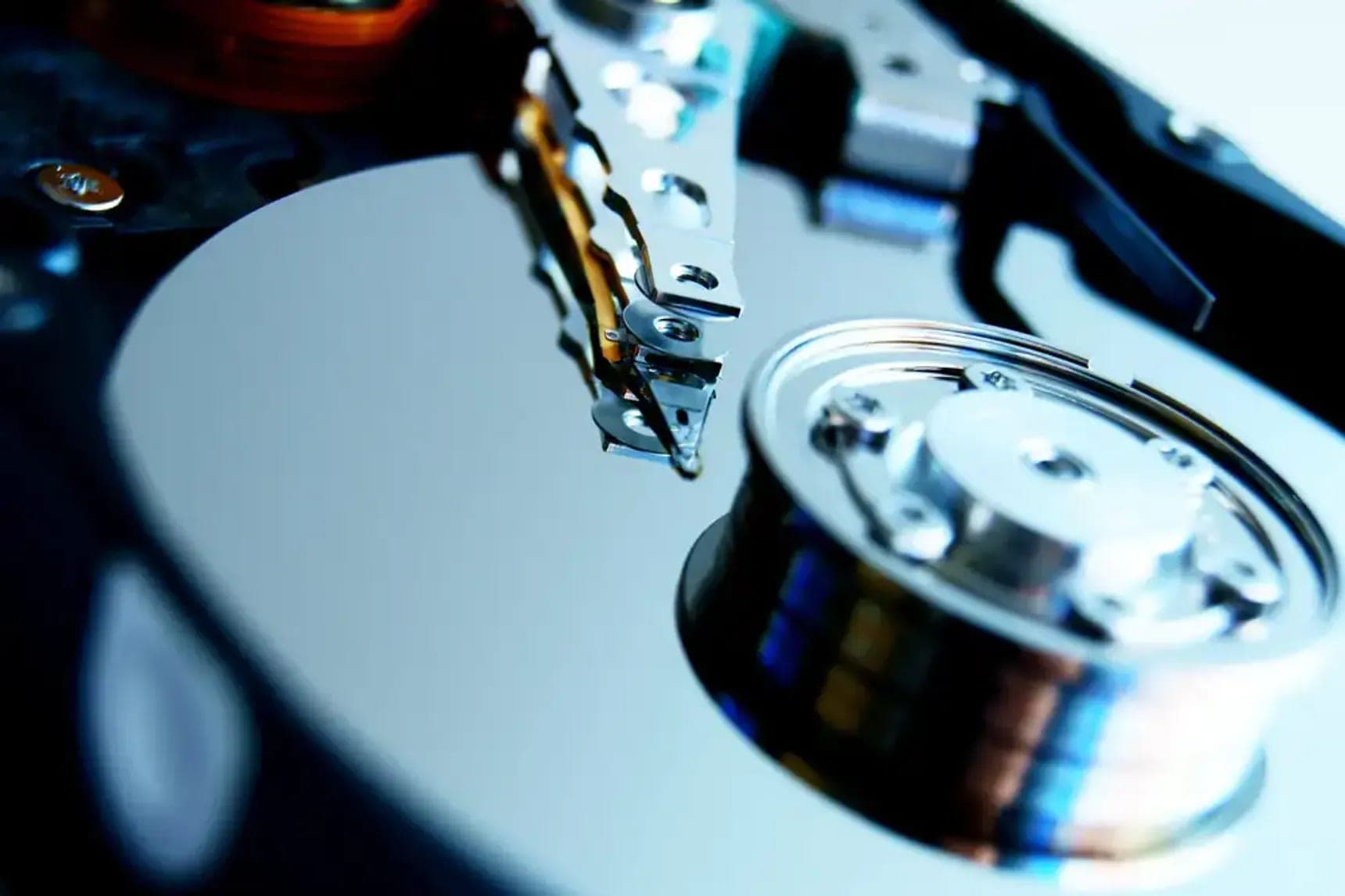 Mechanical Hard Drive Damage: Can Data Be Recovered After a Drop?